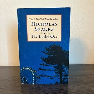 “The Lucky One” Book By Nicholas Sparks